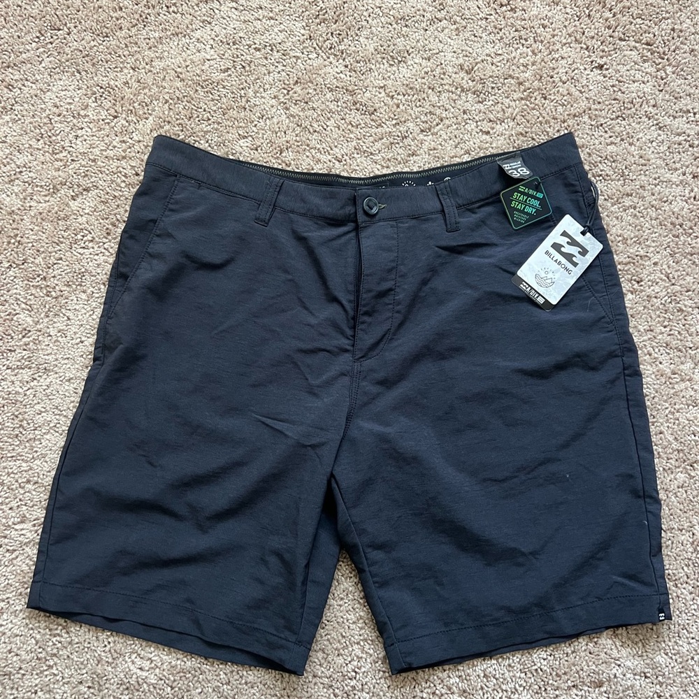 Billabong Black Flat Front Shorts Size 38
